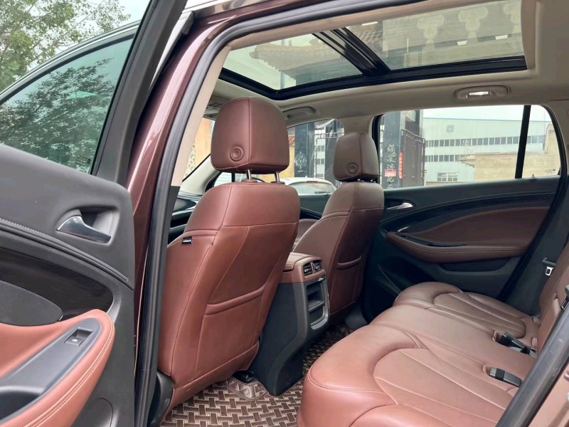 保定19年别克昂科威8