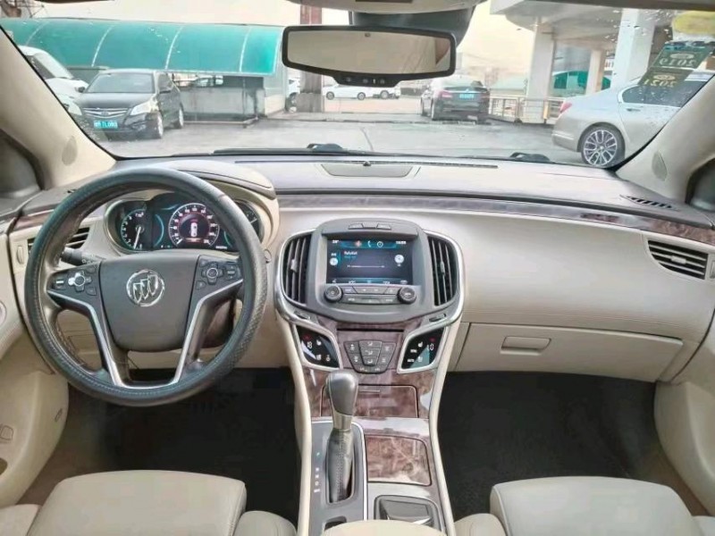 东莞15年别克君越5