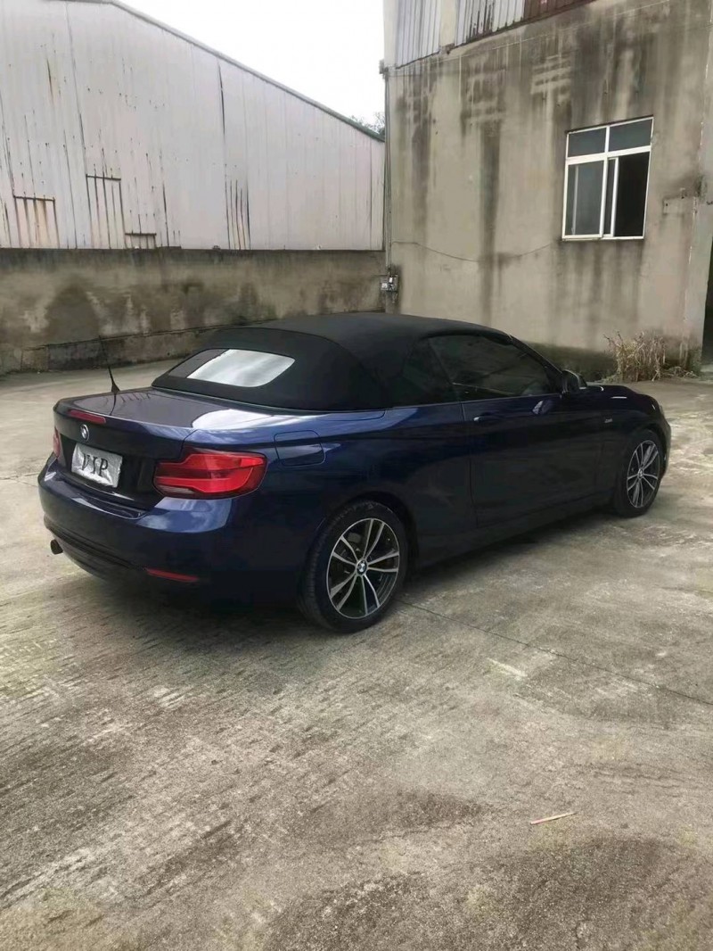 成都18年宝马2系6