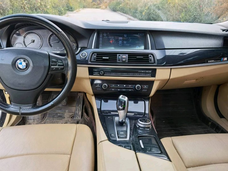 济南11年宝马5系6