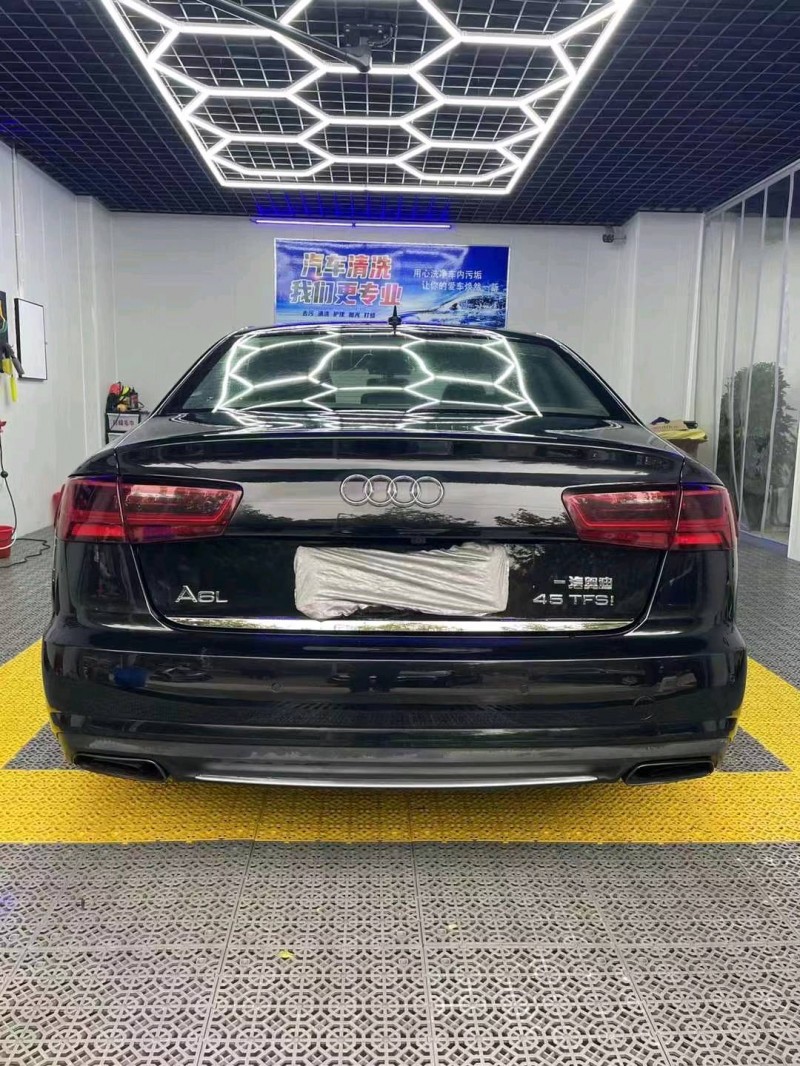邯郸16年奥迪A6L2