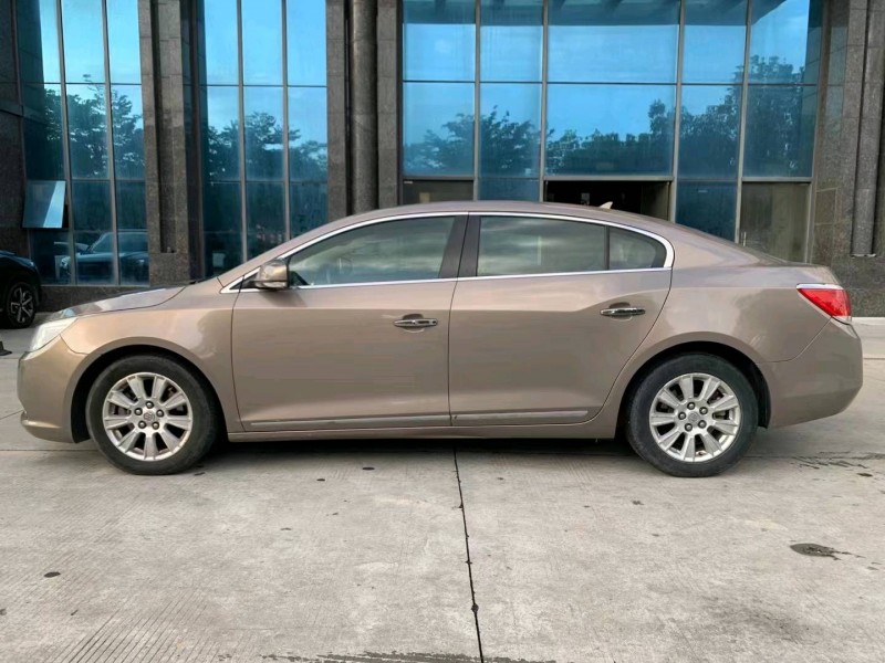 东莞13年别克君越6