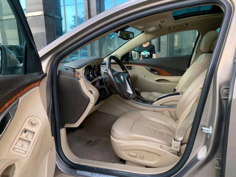 东莞13年别克君越7