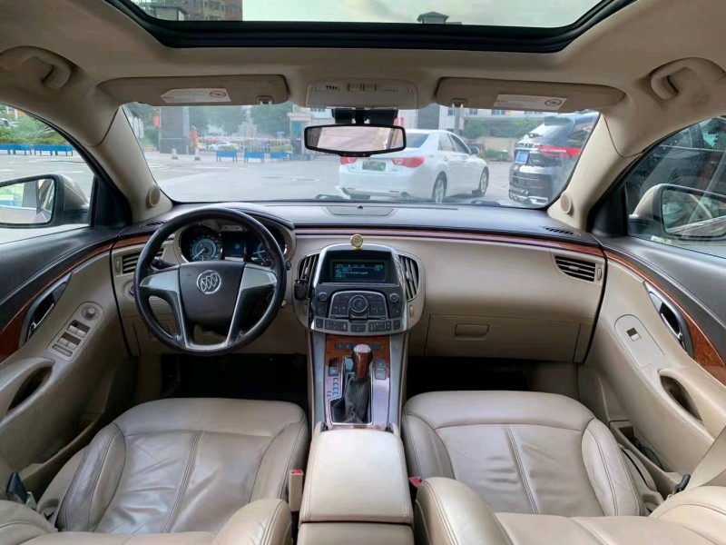 东莞13年别克君越9