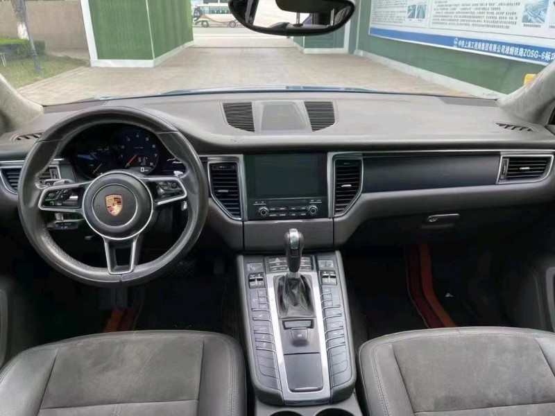 枣庄17年保时捷Macan6