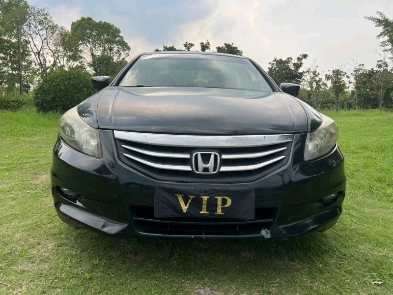 徐州11年本田雅阁1