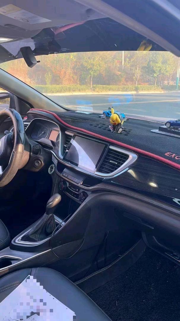 济宁18年别克英朗4