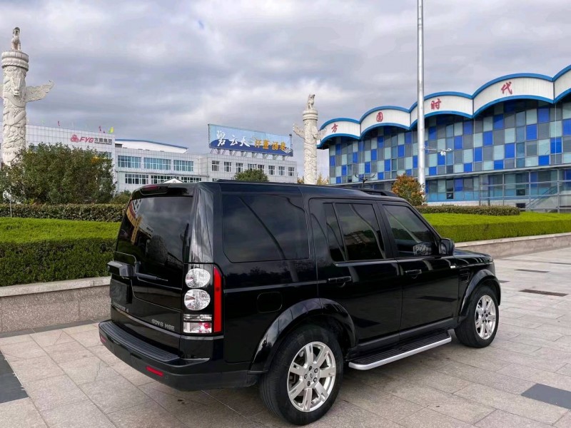 东营11年路虎发现4