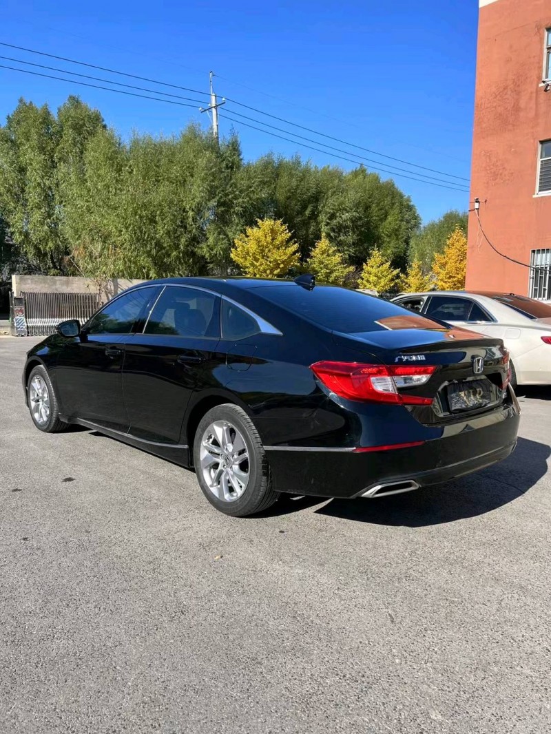 沈阳20年本田雅阁5