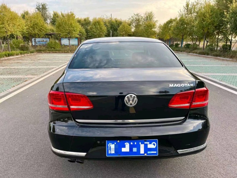 枣庄14年大众迈腾9