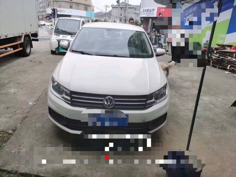 北京20年大众桑塔纳1