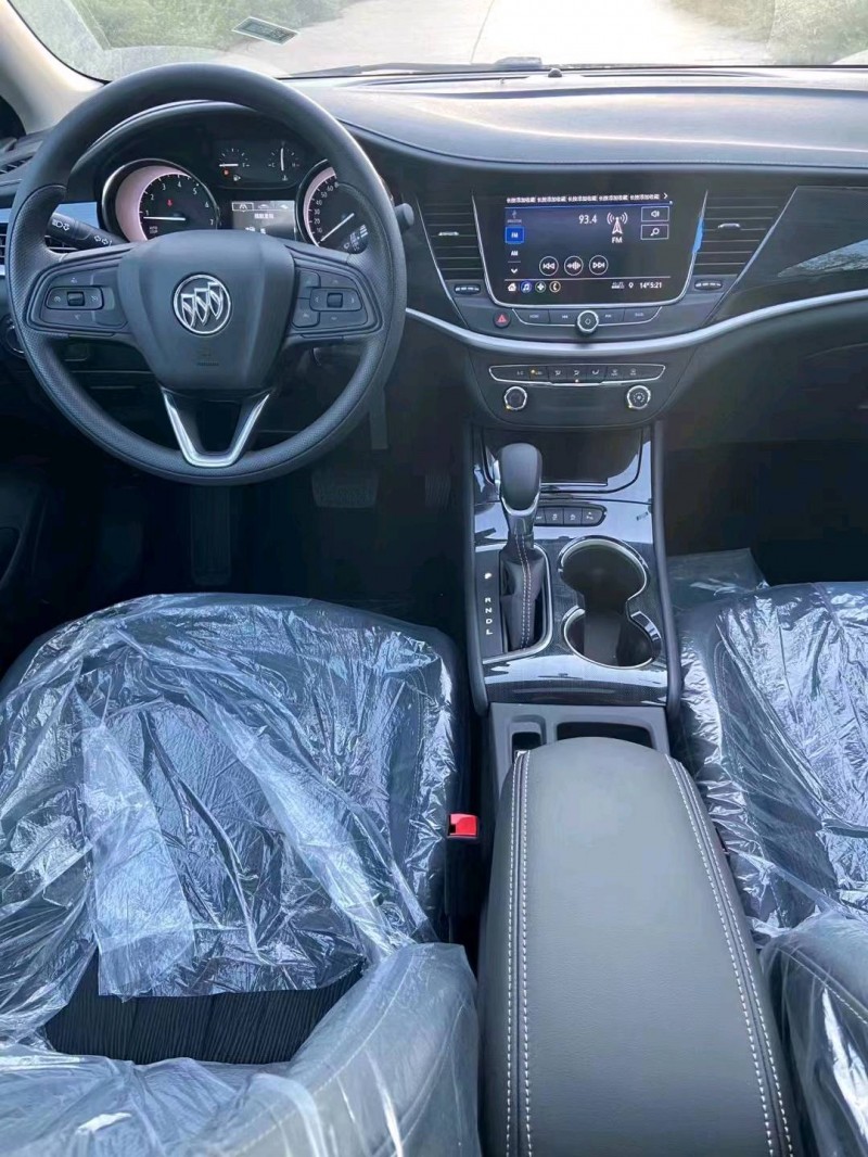 保定22年别克威朗1