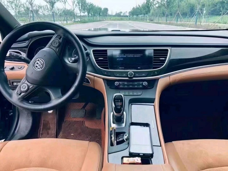 徐州19年别克君越6