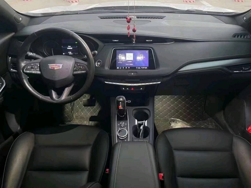 枣庄20年凯迪拉克XT43