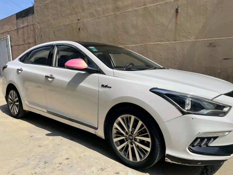 济南18年现代名图2