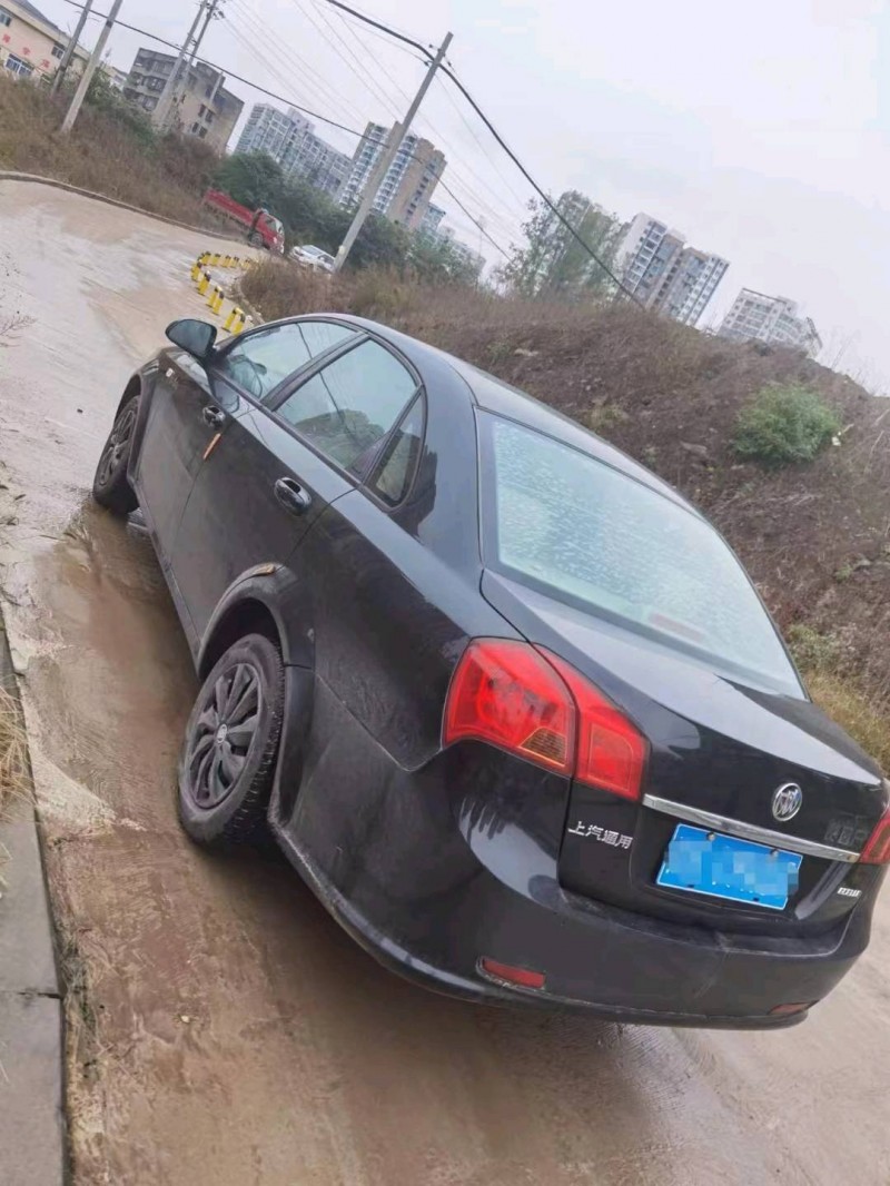 济南16年别克凯越8