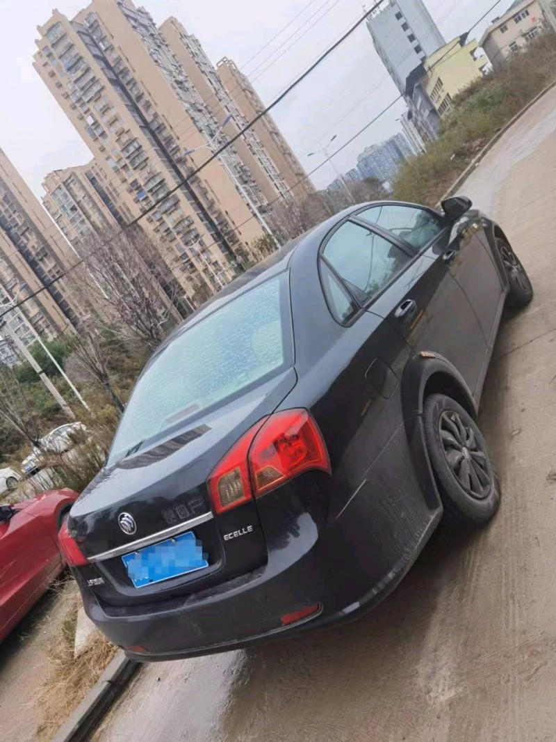 济南16年别克凯越9