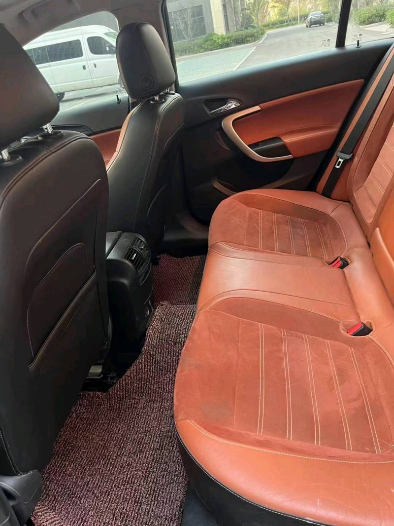 徐州15年别克君威6