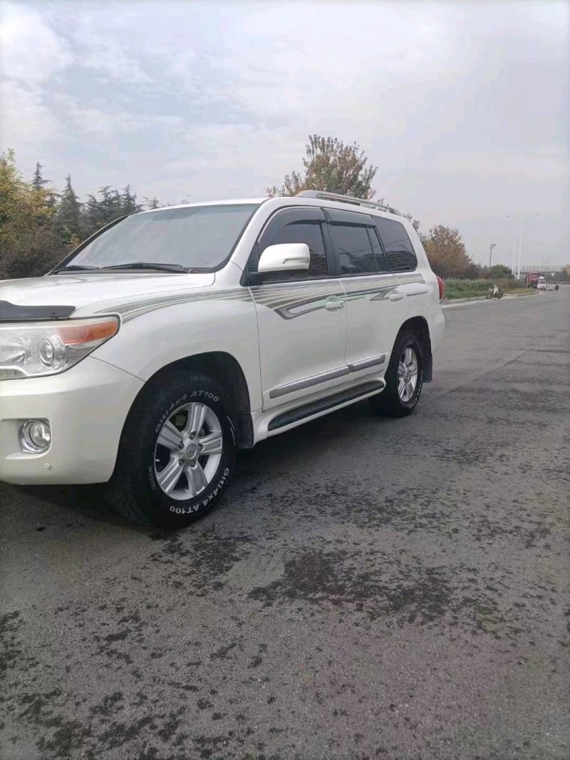 邯郸12年丰田兰德酷路泽2