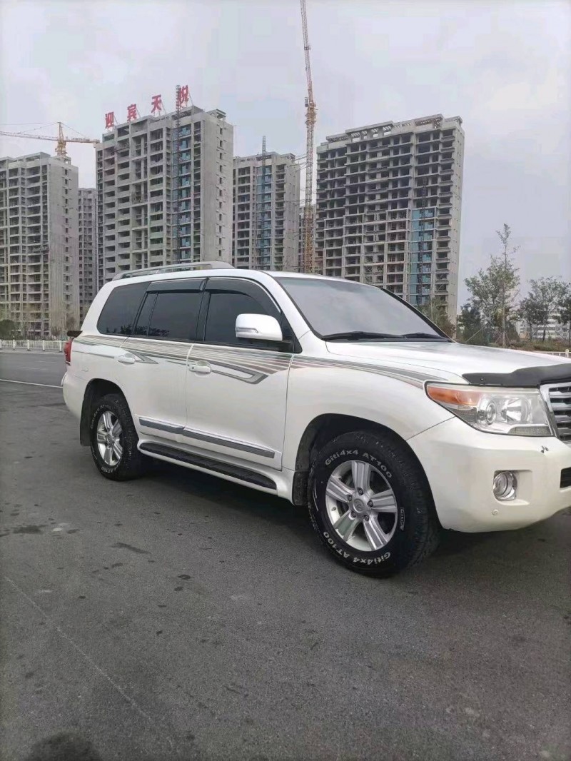 邯郸12年丰田兰德酷路泽8