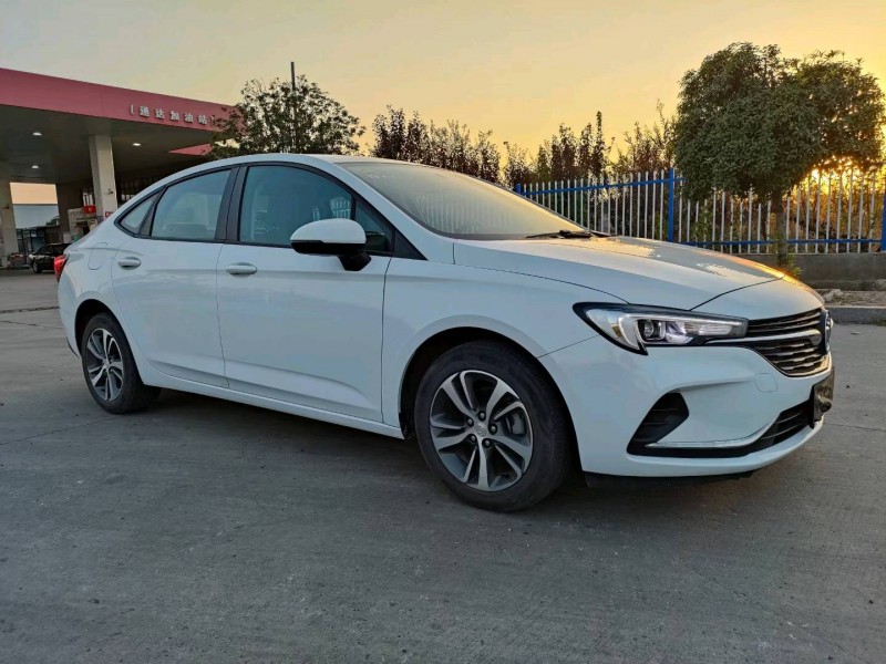 徐州21年别克威朗2