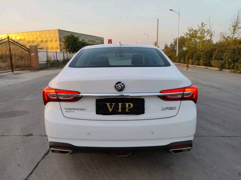 徐州21年别克威朗4