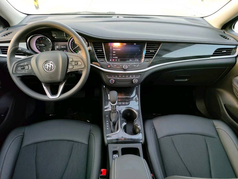 徐州21年别克威朗8