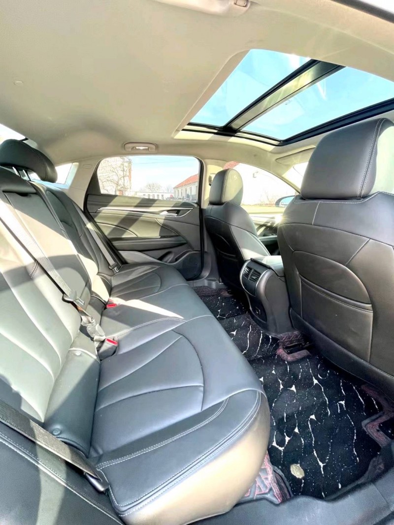 临沂20年别克君越5