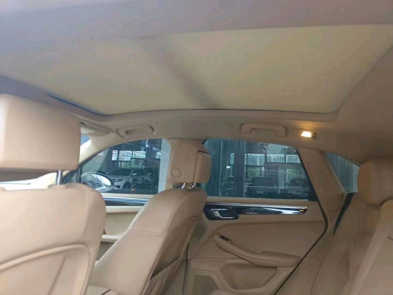 北京15年保时捷Macan4