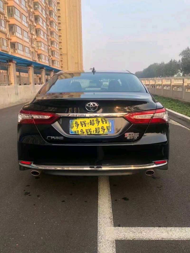 邯郸22年丰田凯美瑞5