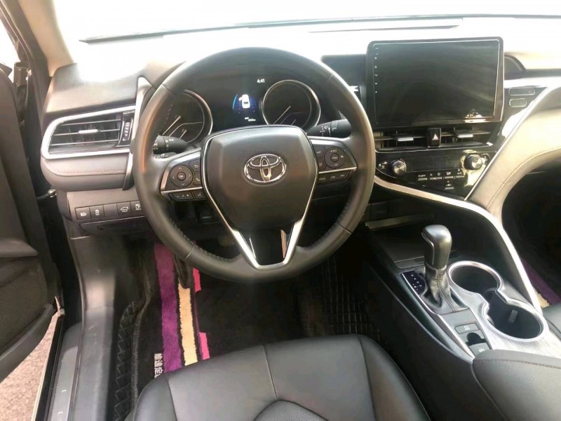 邯郸22年丰田凯美瑞3