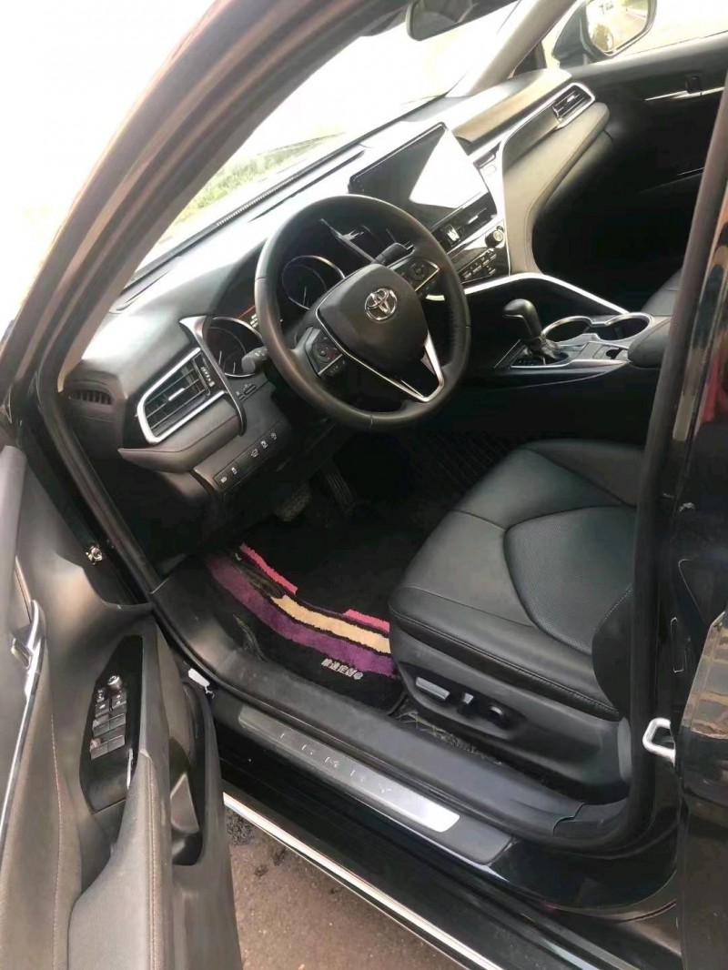 邯郸22年丰田凯美瑞1