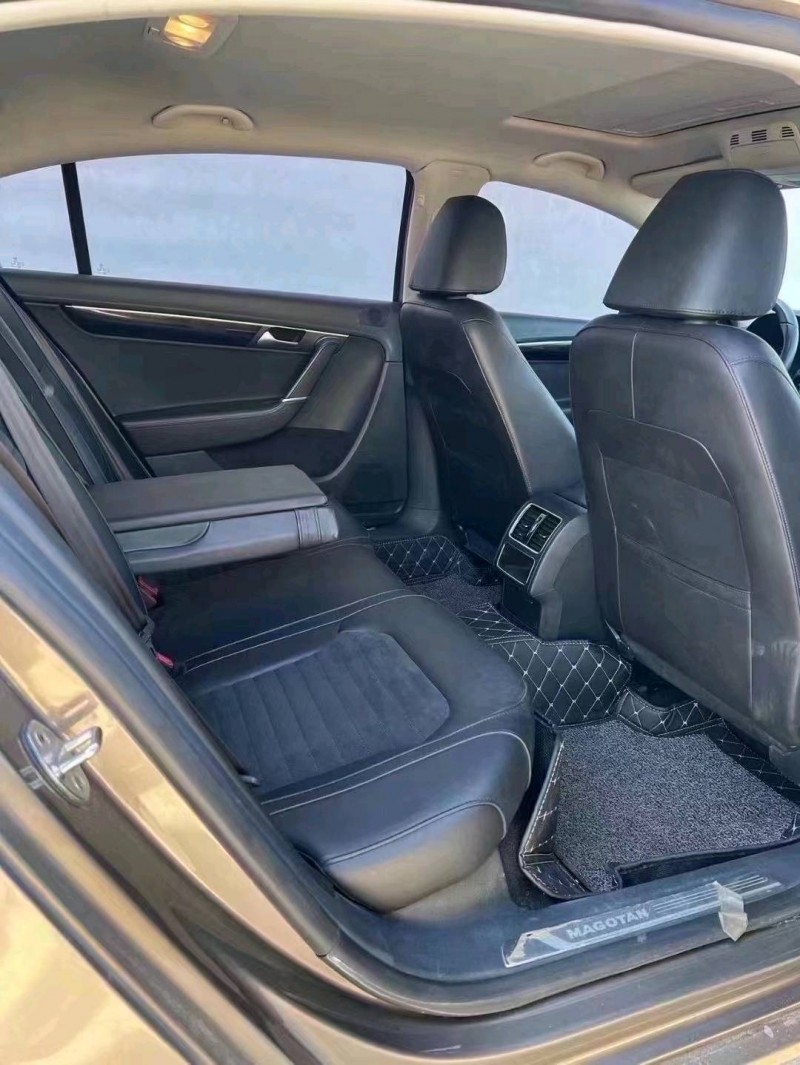 济南16年大众迈腾4