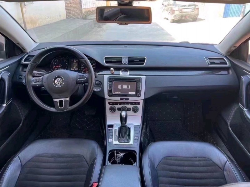 济南16年大众迈腾7