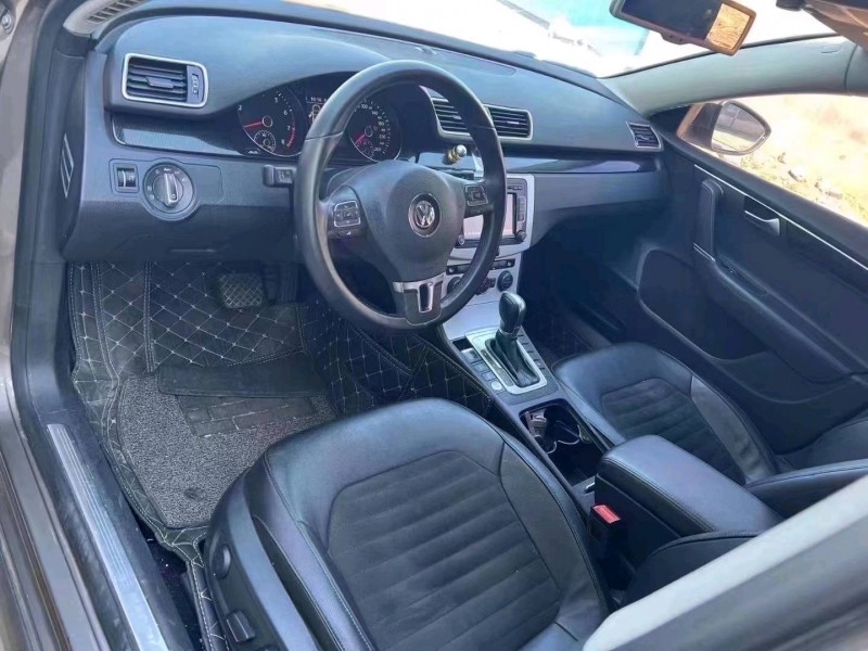 济南16年大众迈腾6