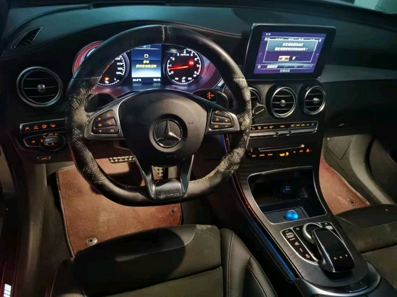 重庆19年奔驰GLC2