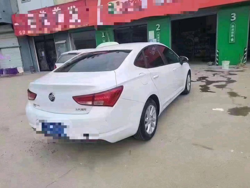 北京18年别克威朗6