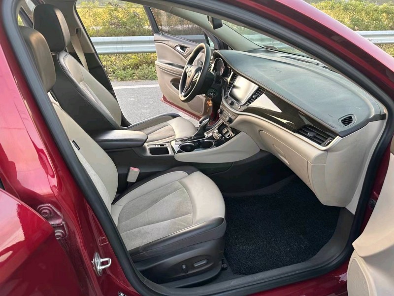 徐州16年别克威朗8