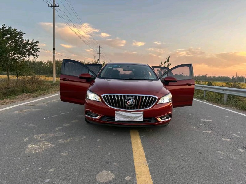 徐州16年别克威朗9