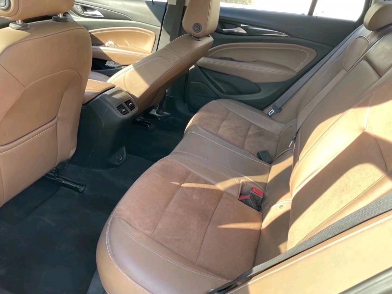 济宁19年别克君威7