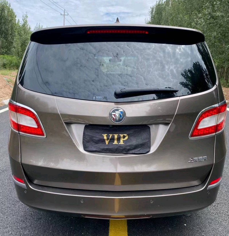 济南16年别克GL84