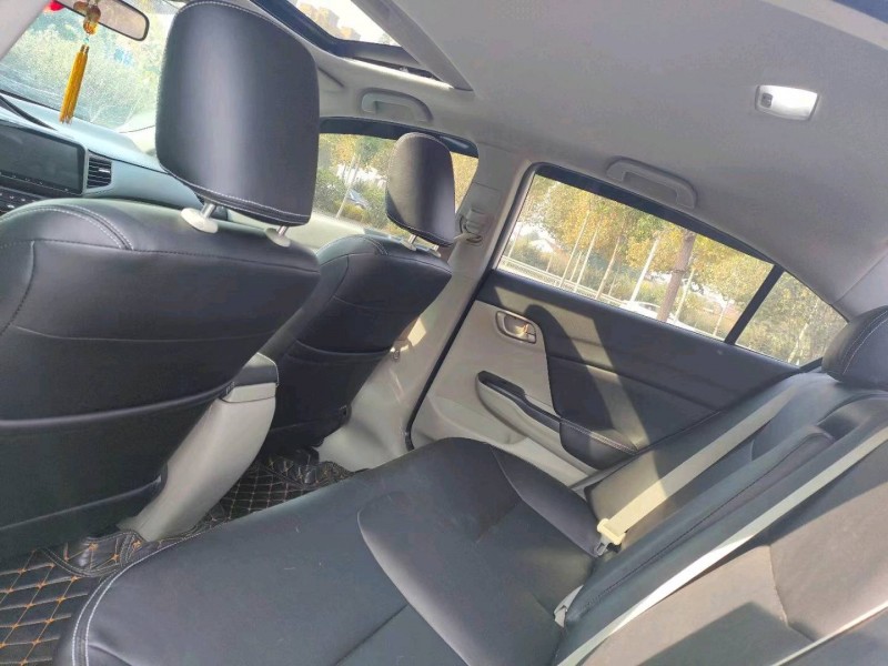 北京16年本田思域5