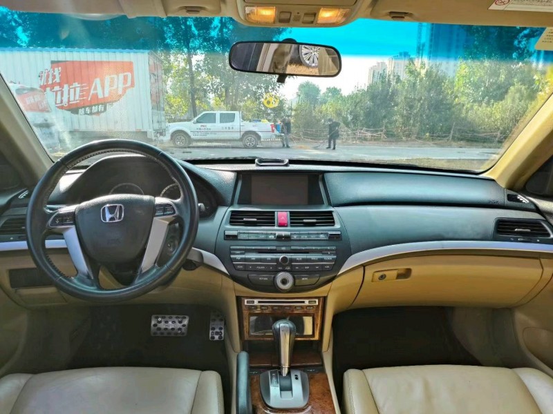 北京11年本田雅阁5