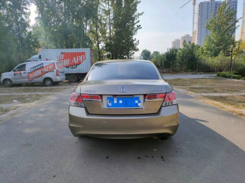 北京11年本田雅阁9