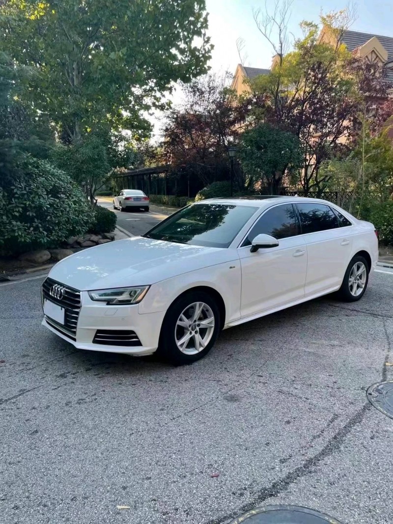 北京17年奥迪A4L2