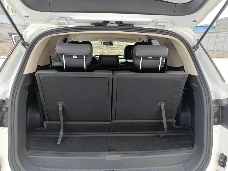 济南19年东风风光7