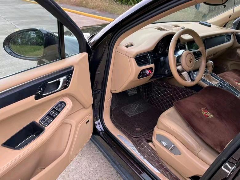 盐城15年保时捷Macan4