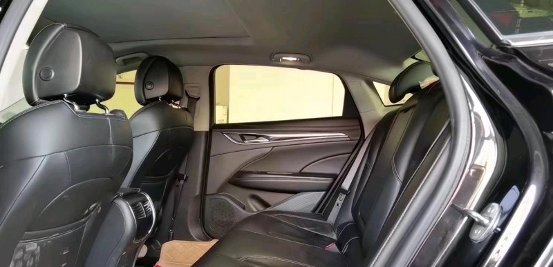 济宁20年别克君越4