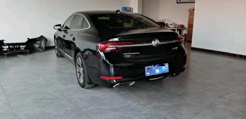 济宁20年别克君越7