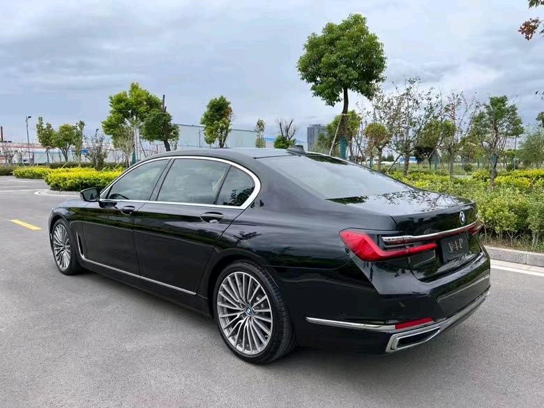 盐城19年宝马7系9